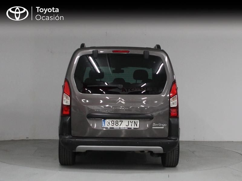 Käytetty Citroën Berlingo PureTech 110 HP (80 kW) 2017 Harmaa Tila-auto