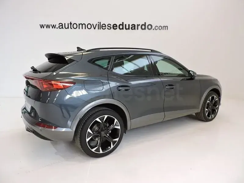 Usado Cupra Formentor 150 CV (110 kW) 2022 Gris / plata SUV
