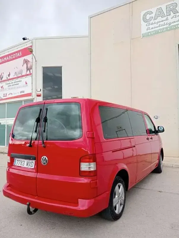 Usado VW Transporter 140 CV (102 kW) 2010 Rojo Van