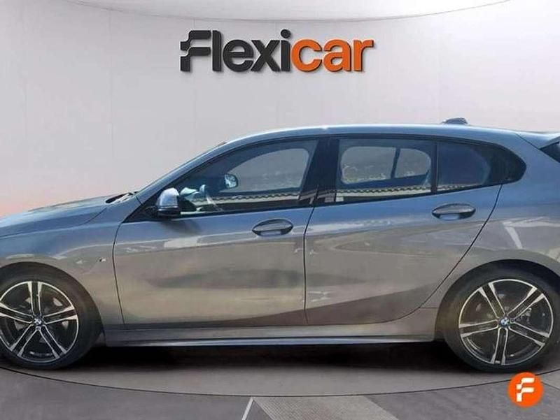 Usado BMW 118 136 CV (100 kW) 2024 Gris Utilitario