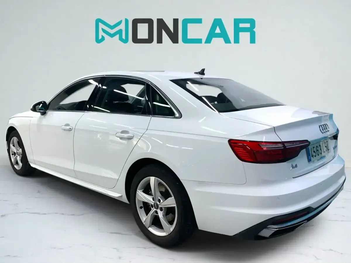 Usado Audi A4 Advanced Plus 136 CV (100 kW) 2021 Blanco Berlina