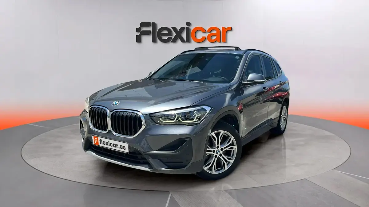 Usado BMW X1 140 CV (102 kW) 2021 Gris SUV