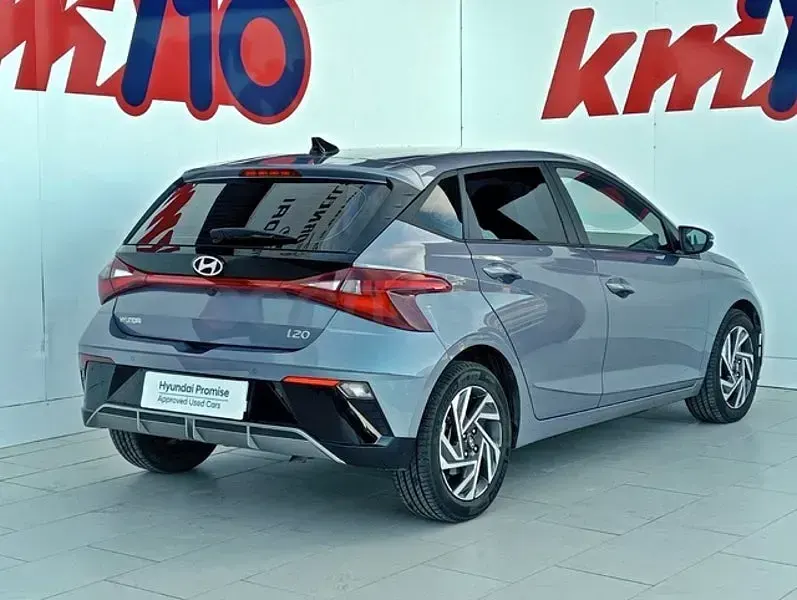Usado Hyundai i20 100 CV (73 kW) 2025 Azul Utilitario