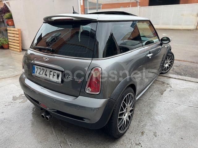 Usado Mini Cooper S 170 CV (125 kW) 2006 Gris / plata Utilitario