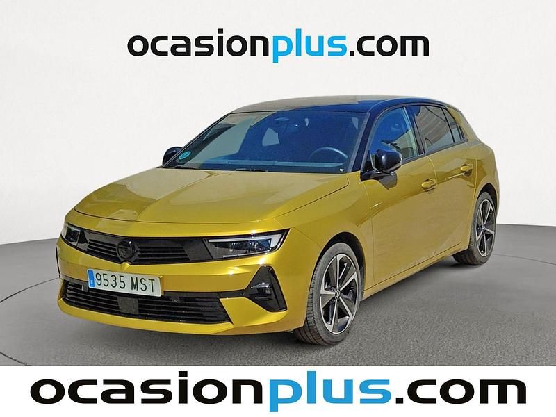 Usado Opel Astra S 131 CV (96 kW) 2024 Amarillo Utilitario