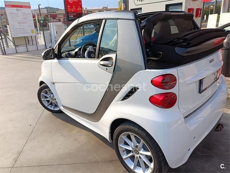 Blanco Usado 2014 Smart ForTwo Cabrio Passion Descapotable | 10.299 € (Un poco caro) - Imagen 1/4