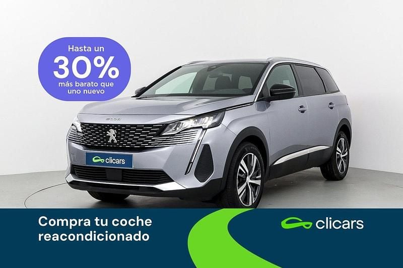 Gris Usado 2024 Peugeot 5008 Allure Monovolumen | 28.490 € (Precio justo) - Imagen 1/4