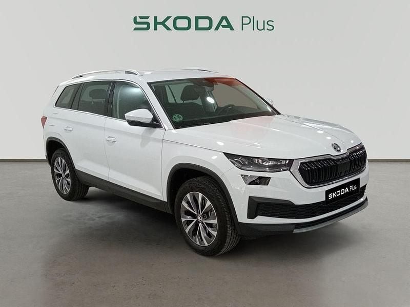 Blanco Usado 2024 Skoda Kodiaq Ambition SUV | 32.990 € (Precio justo) - Imagen 1/4