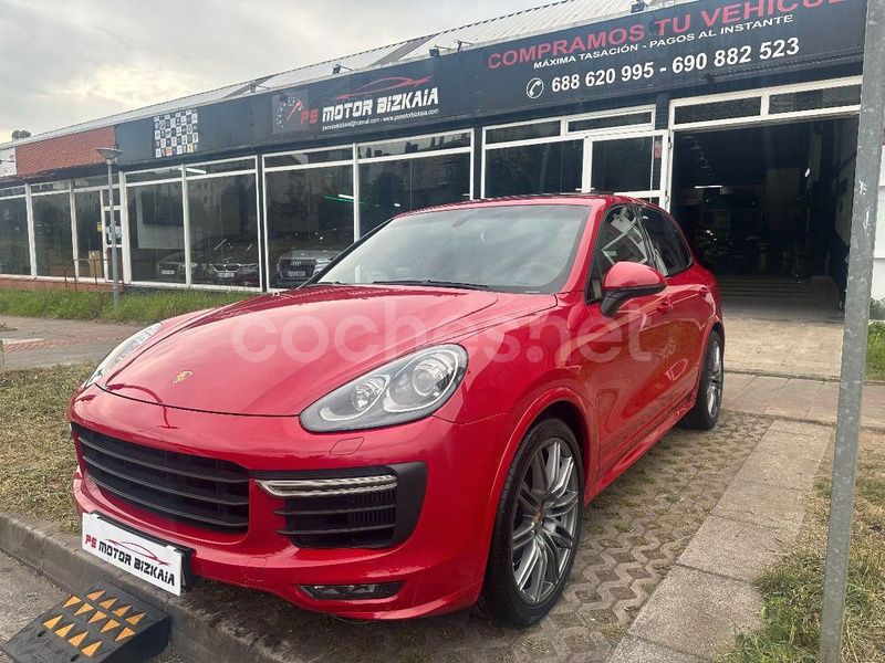 Rojo Usado 2017 Porsche Cayenne GTS SUV | 54.990 € - Imagen 1/4