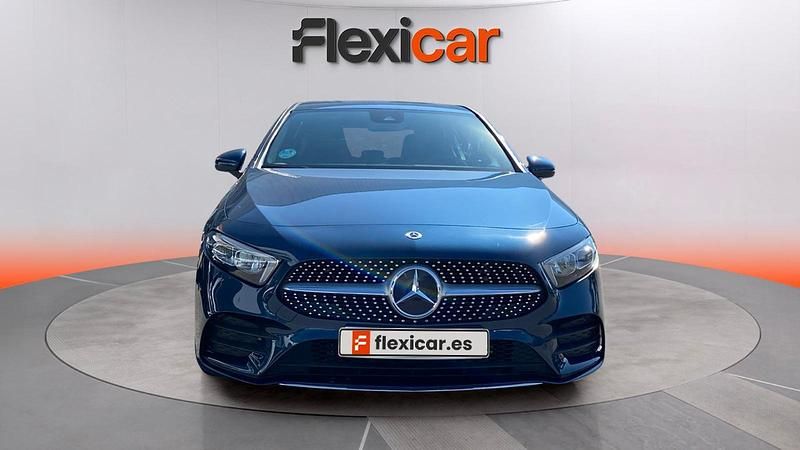 Usado Mercedes A180 117 CV (86 kW) 2020 Azul Berlina