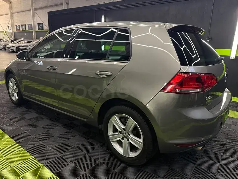 Usado VW Golf VII Advance 110 CV (80 kW) 2016 Beige Berlina
