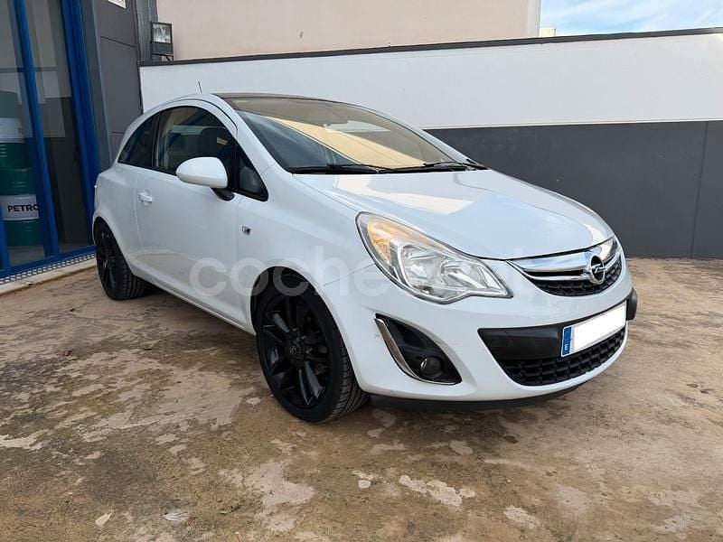 Usado Opel Corsa Color Edition 100 CV (73 kW) 2011 Blanco Berlina