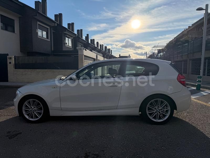 Usado BMW 116 122 HP (89 kW) 2009 Branco Citadino