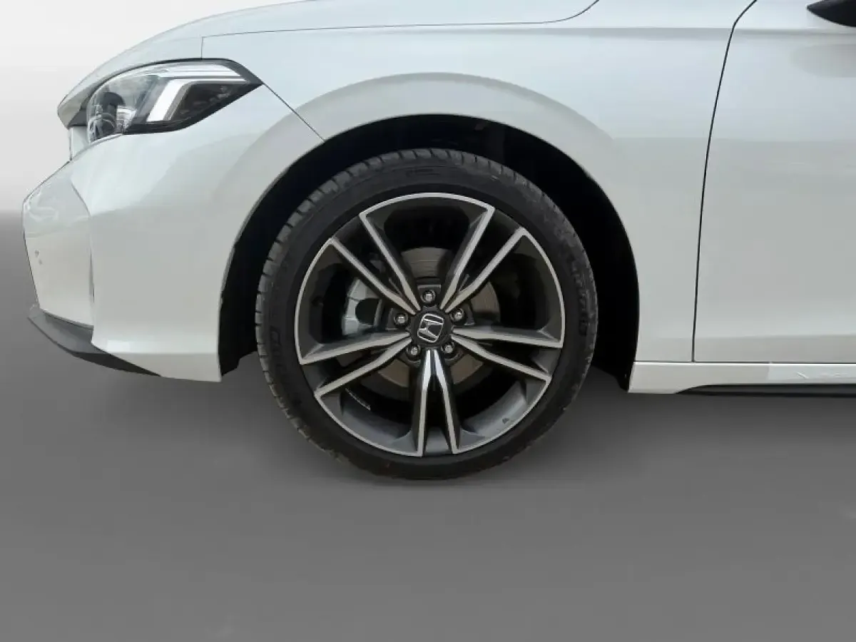 Usado Honda Civic Advance 180 CV (132 kW) 2026 Blanco