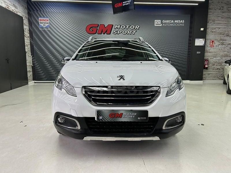 Usado Peugeot 2008 Allure 120 CV (88 kW) 2016 Blanco SUV