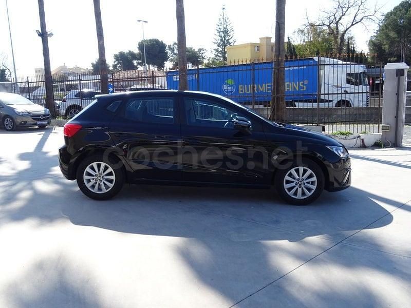 Usado Seat Ibiza Business 80 CV (58 kW) 2020 Negro Utilitario