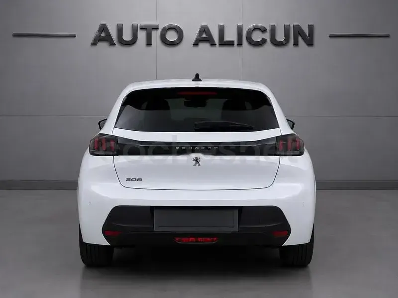 Usado Peugeot 208 Allure 100 CV (73 kW) 2025 Blanco Utilitario