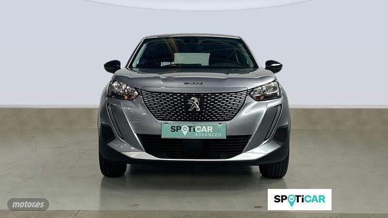Usado Peugeot e-2008 Active 100 kW (136 CV) 2022 Gris SUV