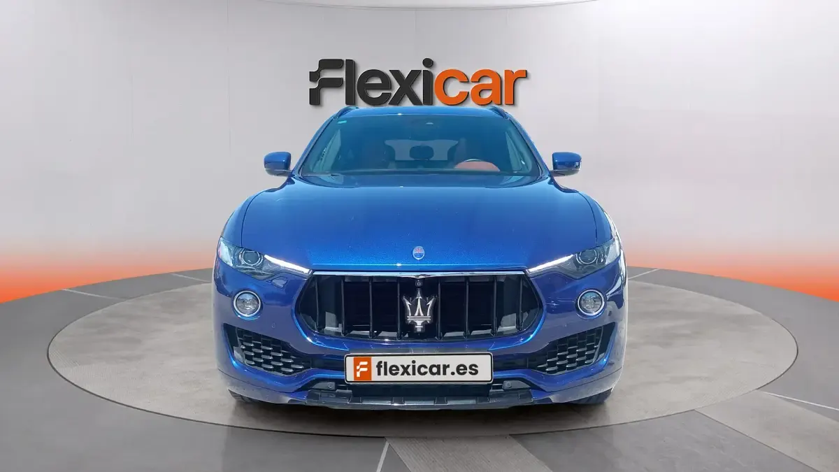 Usado Maserati Levante 430 CV (316 kW) 2018 Azul SUV