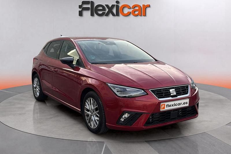 Rojo Usado 2024 Seat Ibiza FR Berlina | 16.390 € (Precio justo) - Imagen 1/4
