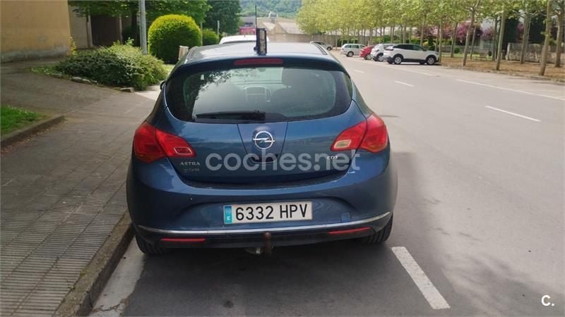 Azul Usado 2013 Opel Astra Selective Berlina | 3500 € (Super precio) - Imagen 1/4