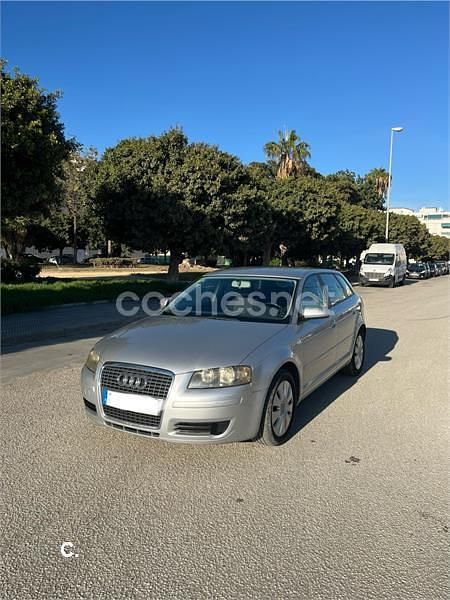 Usado Audi A3 Ambition 102 CV (75 kW) 2005 Gris / plata Berlina