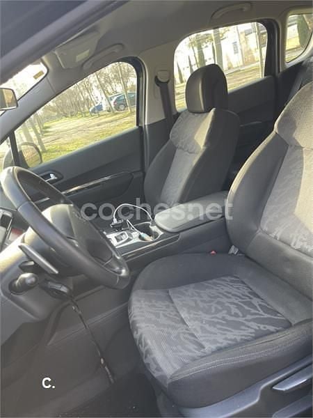 Usado Peugeot 3008 110 CV (80 kW) 2009 Negro Familiar