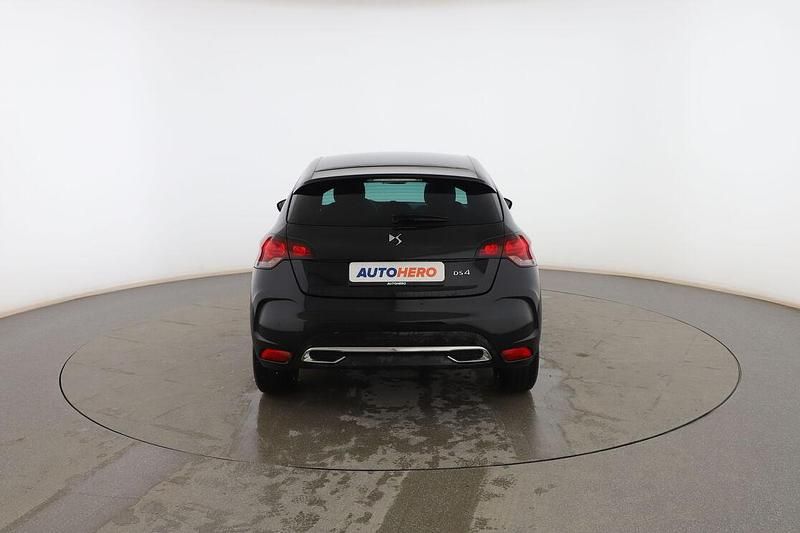Usado DS Automobiles DS4 120 CV (88 kW) 2016 Negro Utilitario