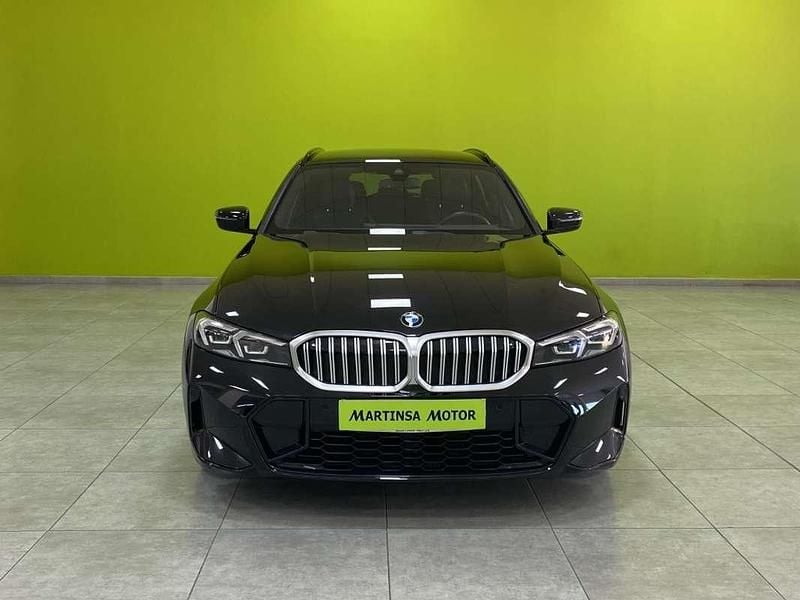 Usado BMW 318 M Sport 150 CV (110 kW) 2024 Negro Familiar