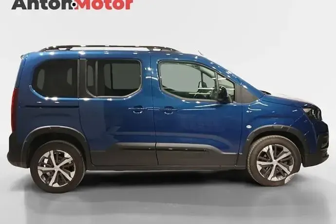 Usado Peugeot Rifter GT 99 CV (72 kW) 2022 Monovolumen