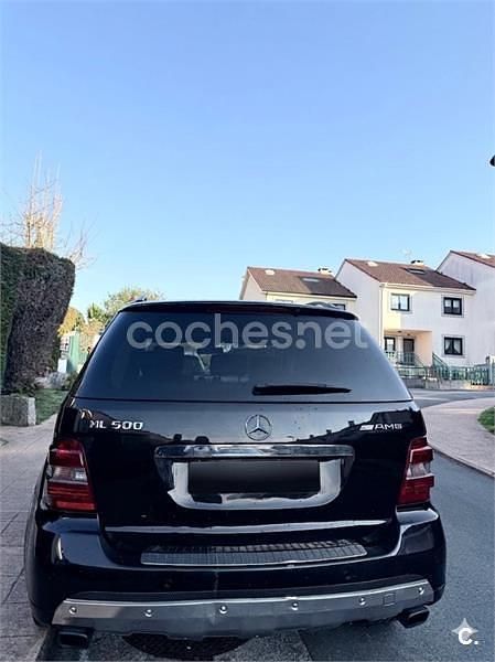 Usado Mercedes ML500 306 CV (225 kW) 2005 Negro SUV