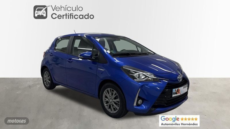 Usado Toyota Yaris Hybrid Active 100 CV (73 kW) 2018 Azul Berlina