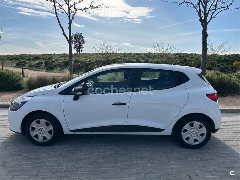Blanco Usado 2014 Renault Clio IV Authentique Berlina | 8400 € (Precio justo) - Imagen 1/4