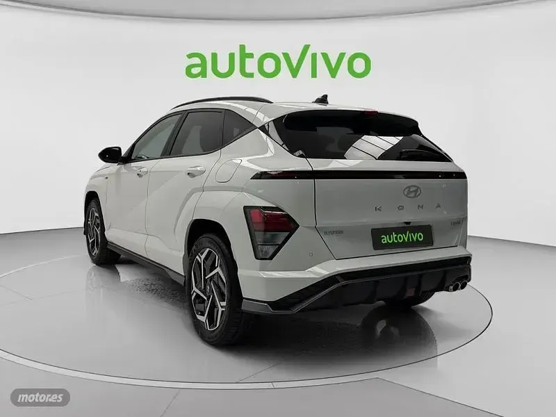Usado Hyundai Kona N Line 141 CV (103 kW) 2024 Blanco SUV