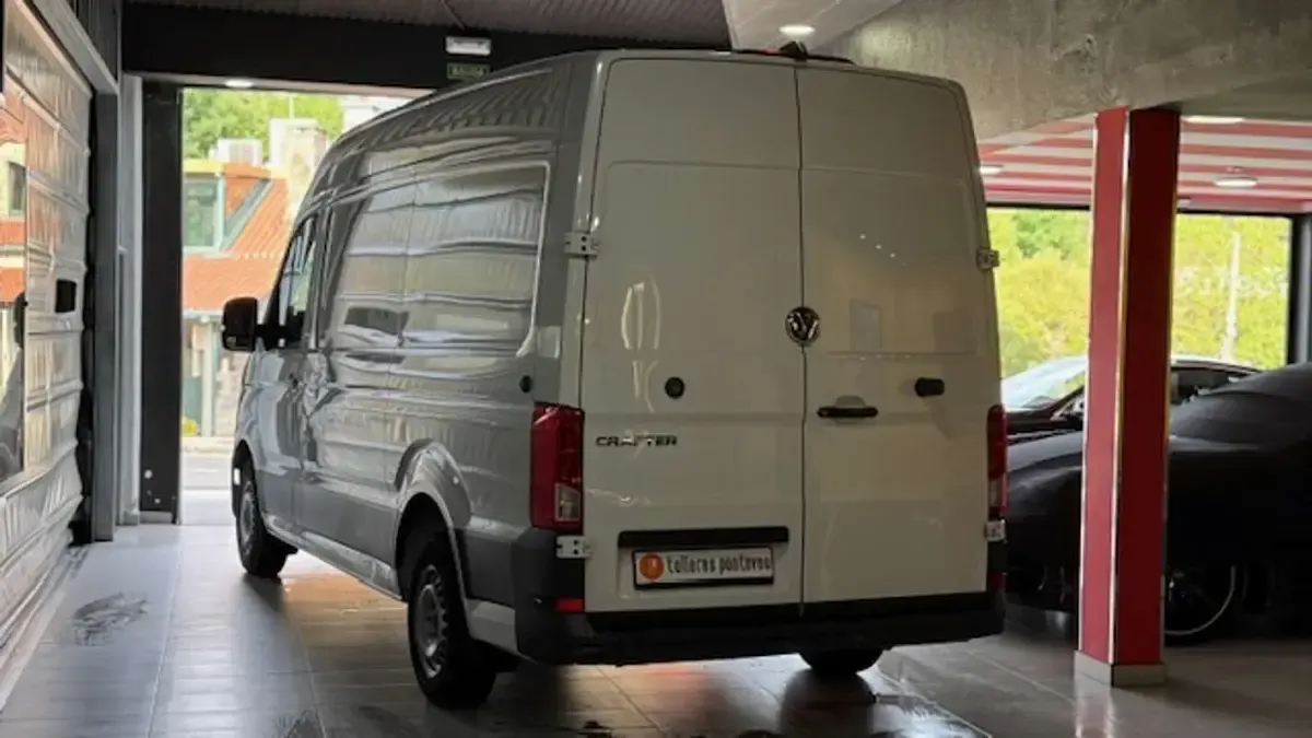 Usado VW Crafter 140 CV (102 kW) 2023 Blanco Van