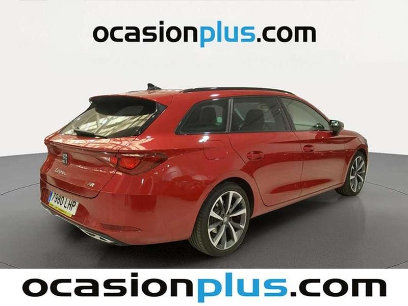 Usado Seat Leon ST FR 150 CV (110 kW) 2020 Rojo Familiar