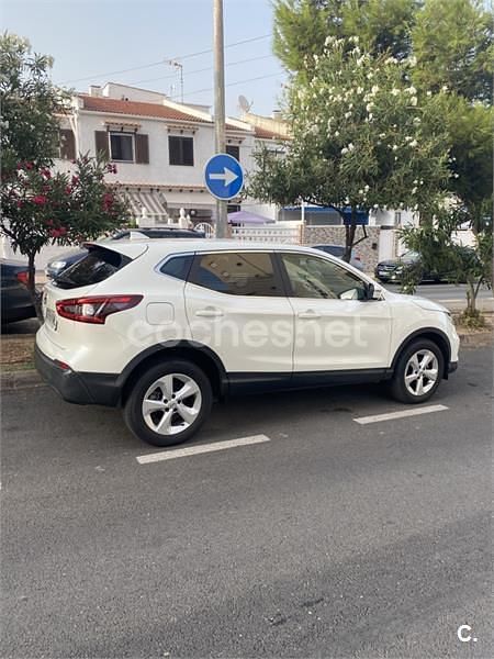 Usado Nissan Qashqai Acenta 115 CV (84 kW) 2018 Blanco SUV