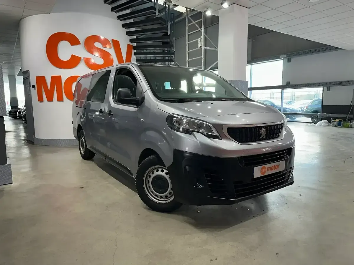 Usado Peugeot Expert S 150 CV (110 kW) 2019 Gris Van