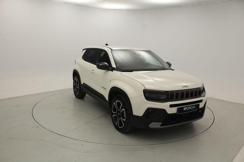 Blanco Usado 2024 Jeep Avenger EV Altitude SUV | 26.900 € (Precio justo) - Imagen 1/4