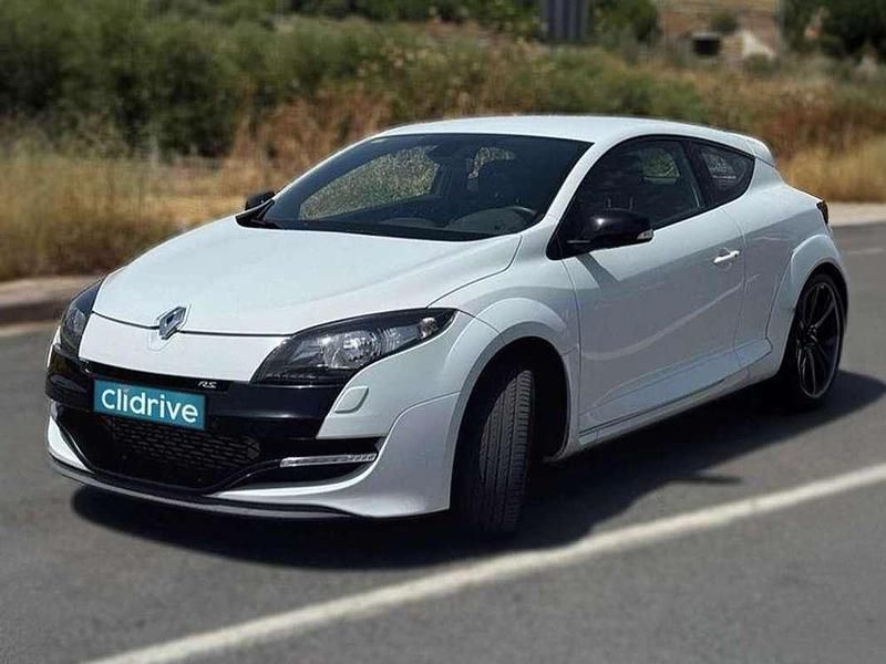 Usado Renault Mégane Coupé R.S. 265 CV (194 kW) 2012 Blanco Coupe