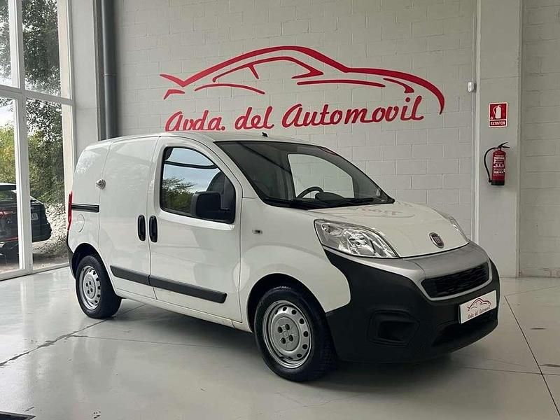 Usado Fiat Fiorino 79 CV (58 kW) 2020 Blanco Monovolumen
