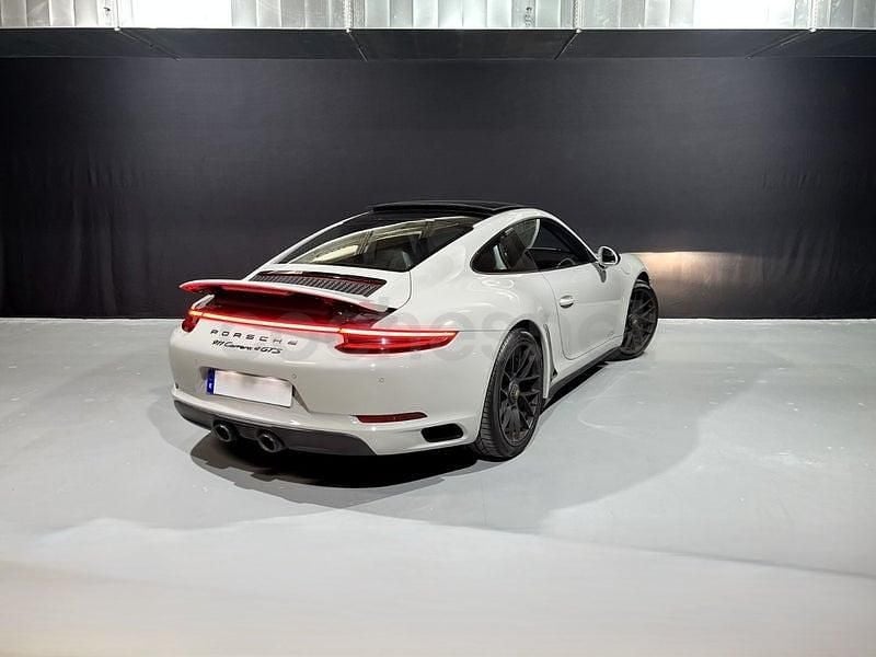 Usado Porsche 911 Carrera 4 GTS 450 CV (330 kW) 2018 Gris / plata Coupe