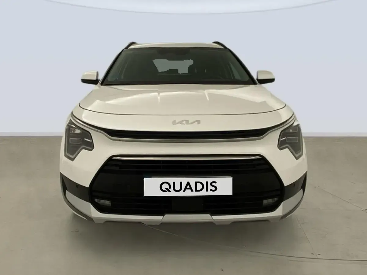 Usado Kia Niro 141 CV (103 kW) 2022 Blanco SUV