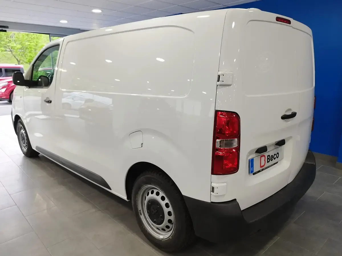 Usado Peugeot Expert Premium 115 CV (84 kW) 2017 Blanco Van