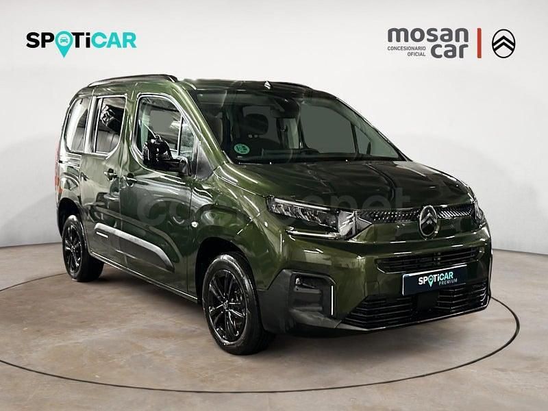 Nuevo Citroën Berlingo Style 102 CV (75 kW) 2025 Verde Monovolumen