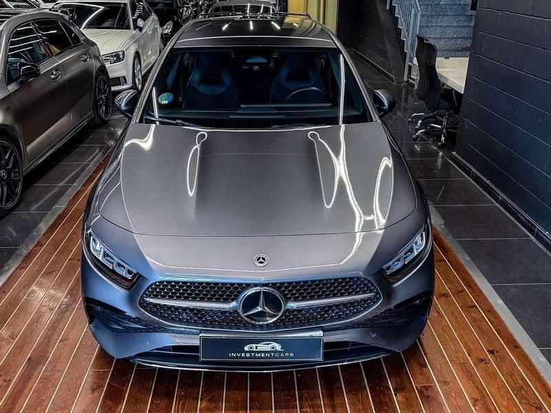 Käytetty Mercedes A180 Advanced 136 HP (100 kW) 2024 Harmaa Viistoperä