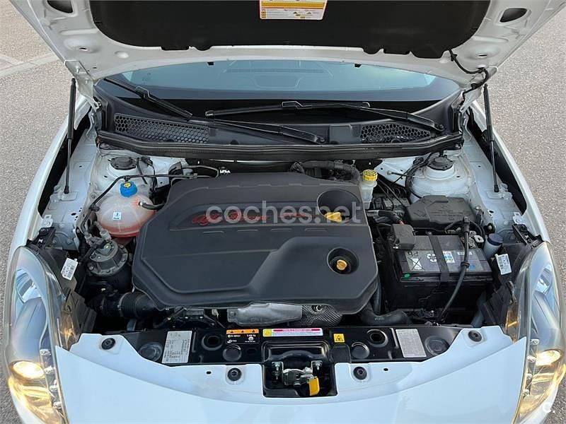 Usado Alfa Romeo Giulietta 120 CV (88 kW) 2018 Blanco Utilitario