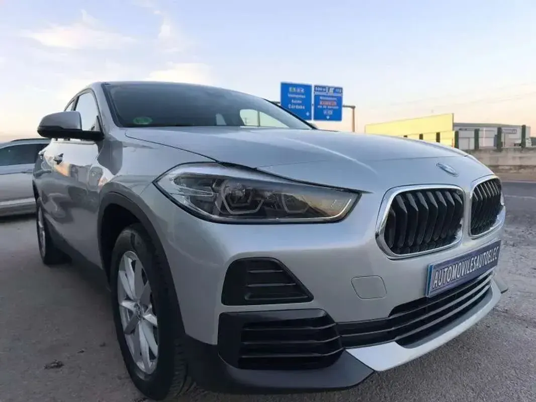 Usado BMW 116 116 CV (85 kW) 2021 Gris Utilitario