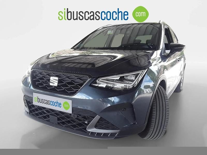 Usado Seat Arona FR 115 CV (84 kW) 2024 Negro SUV