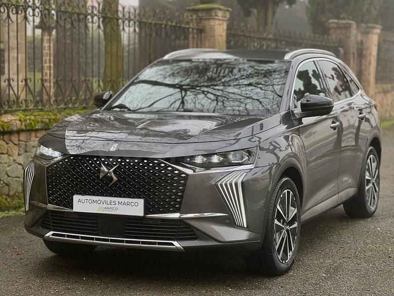 Usado DS Automobiles DS7 Crossback Rivoli 130 CV (95 kW) 2023 Gris / plata SUV